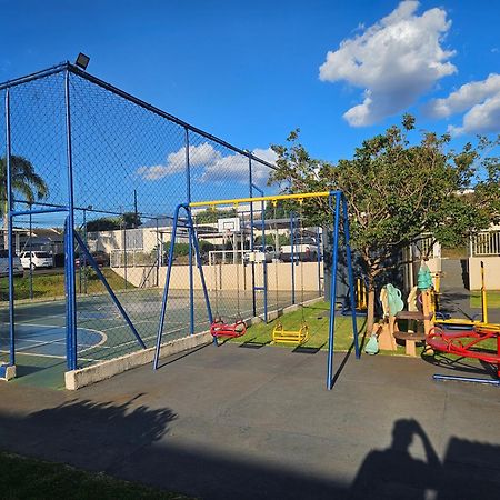 Apartamento Encantador Estacionamento Incluso Sarandi  Exterior foto