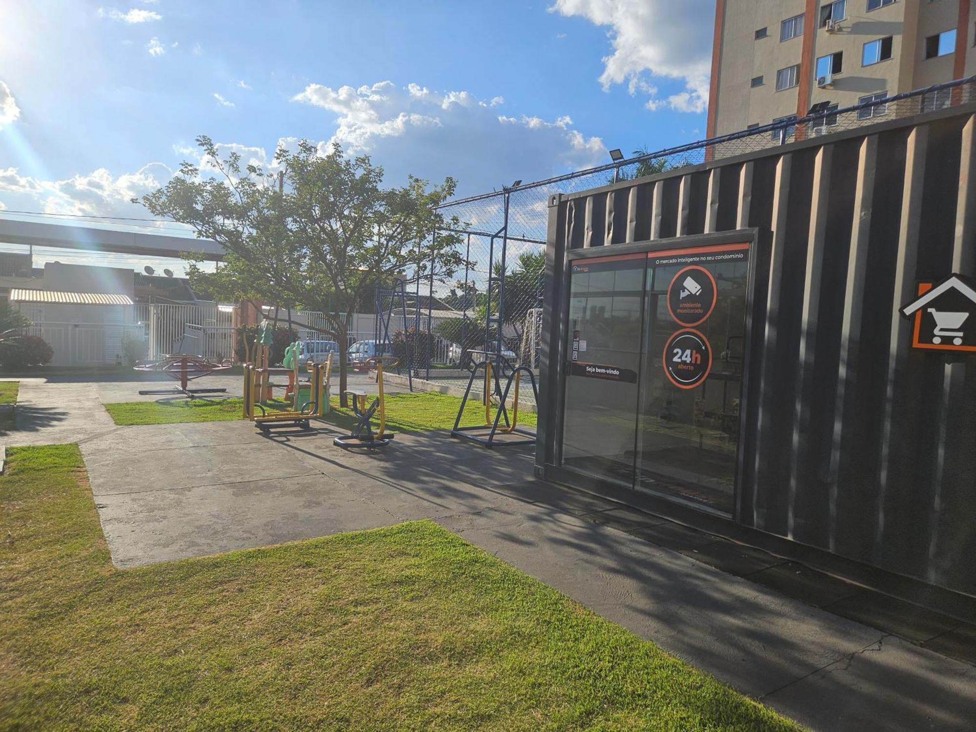 Apartamento Encantador Estacionamento Incluso Sarandi  Exterior foto