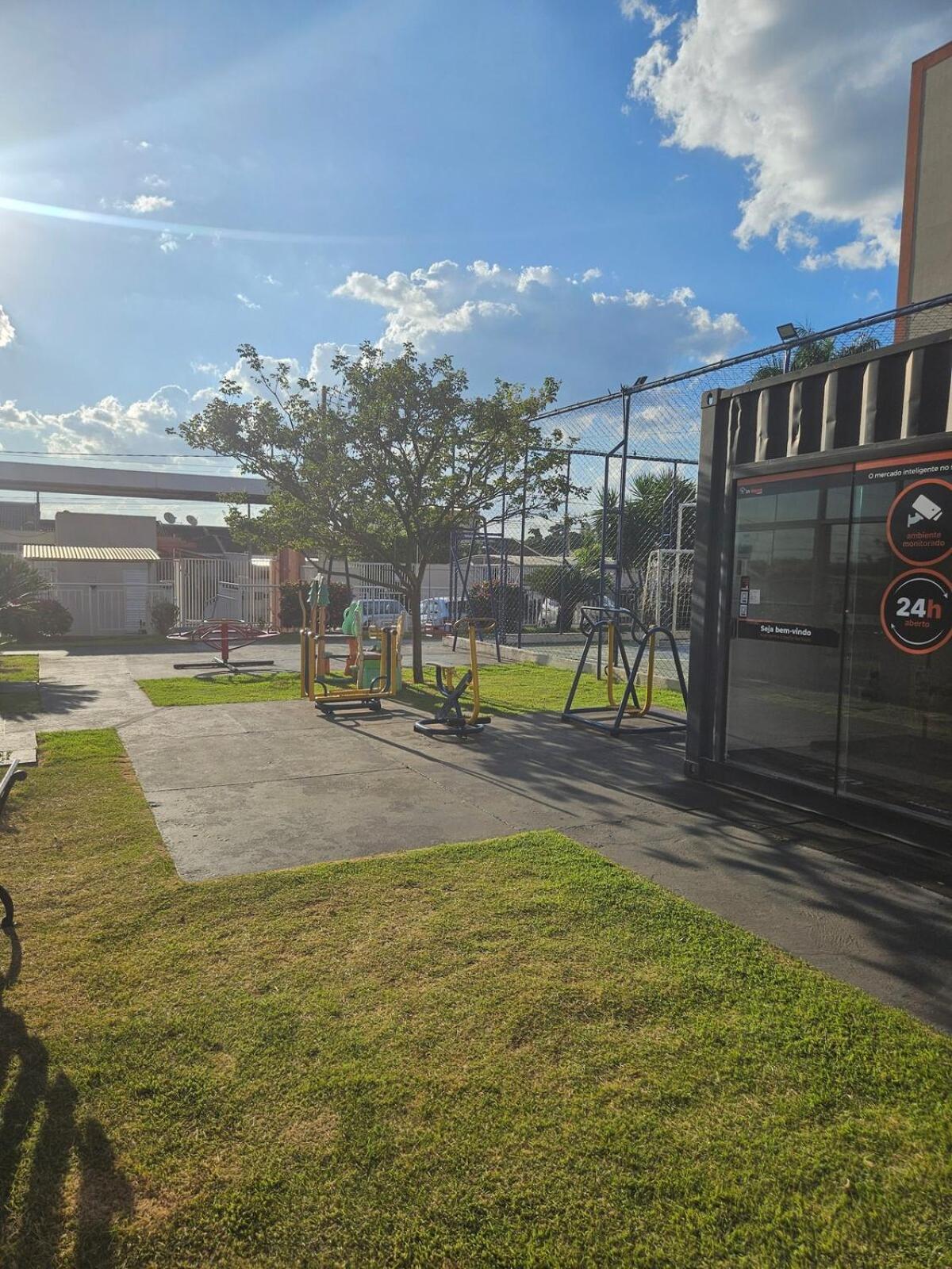 Apartamento Encantador Estacionamento Incluso Sarandi  Exterior foto
